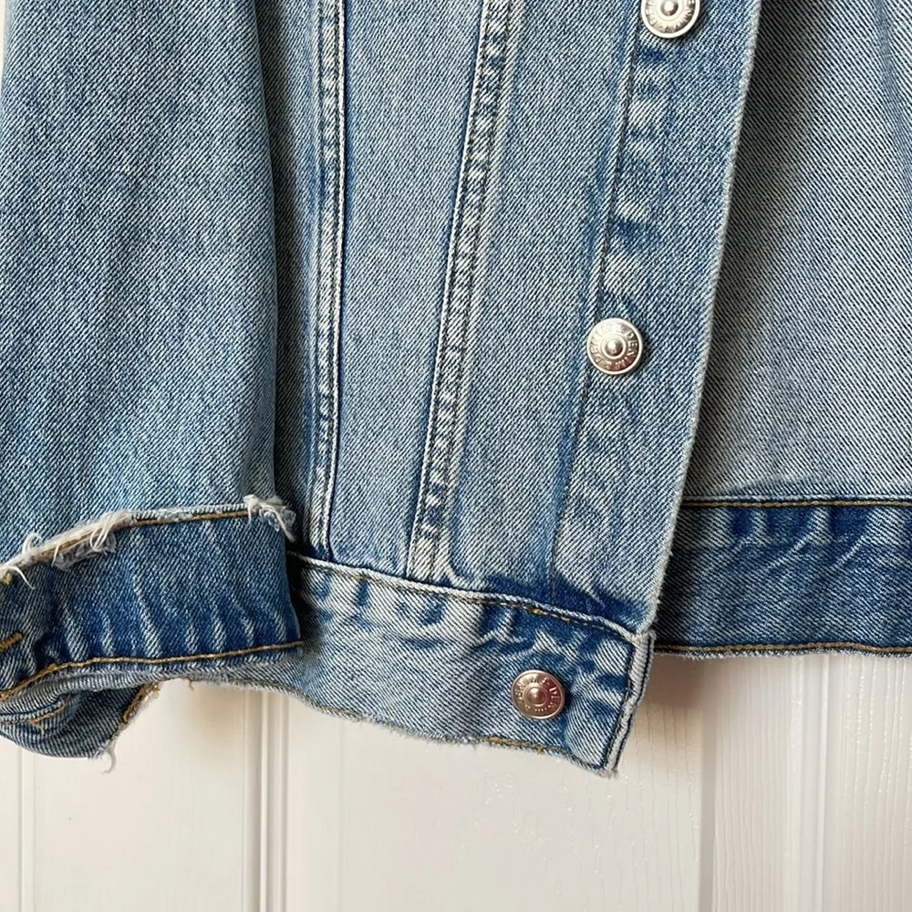 Jean jacket - Picture 4 of 6